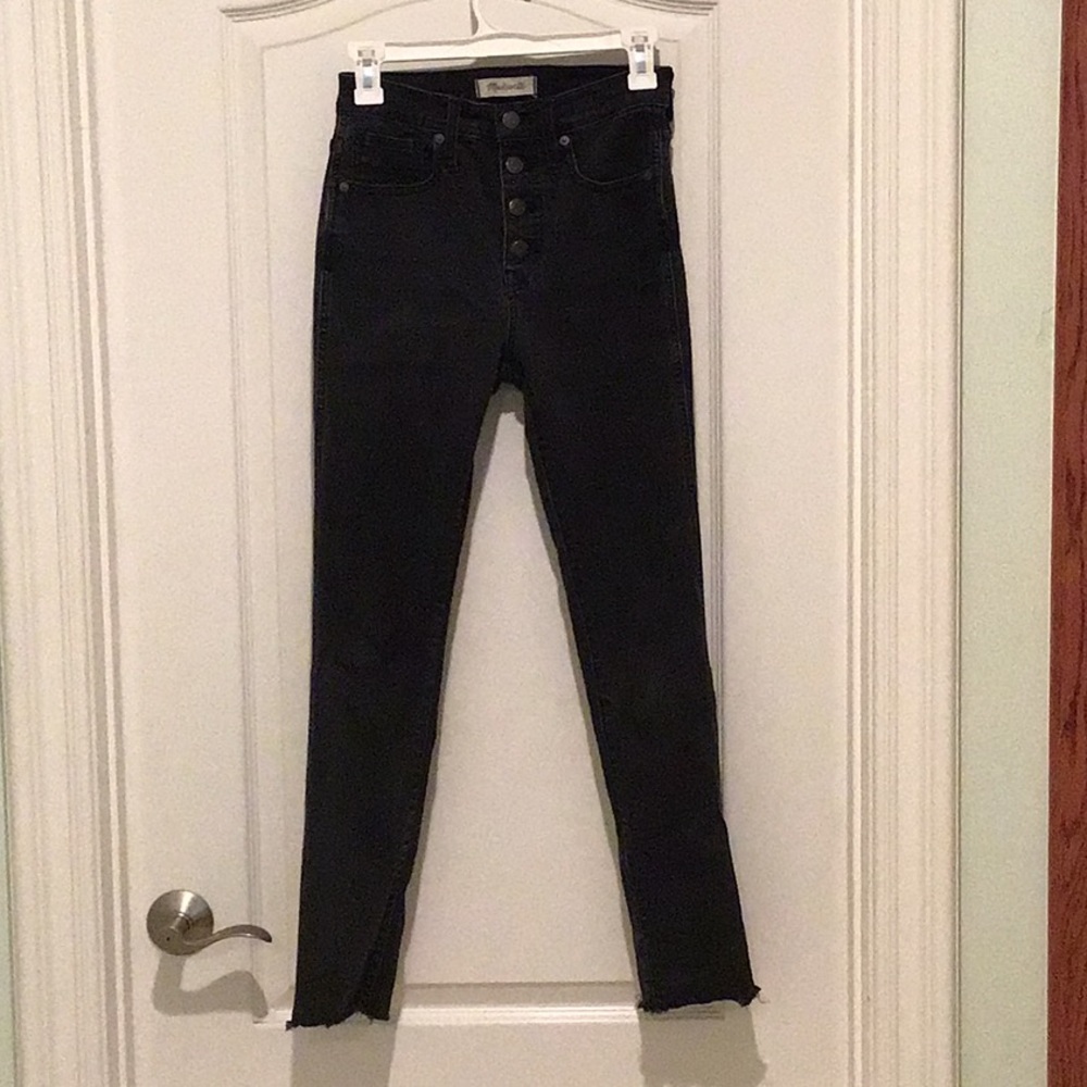 Madewell black button fly jeans in size 24